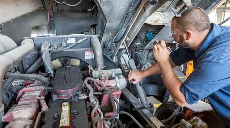 semi truck repairs and preventative maintenance